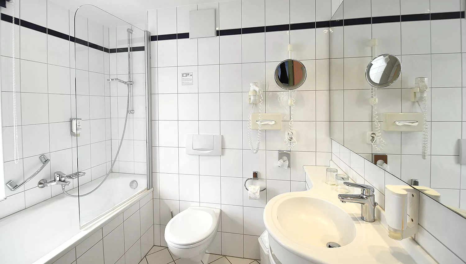 Bad zum Komfort Doppelzimmer