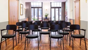 Freie Bestuhlung Hotel-Tagungsraum