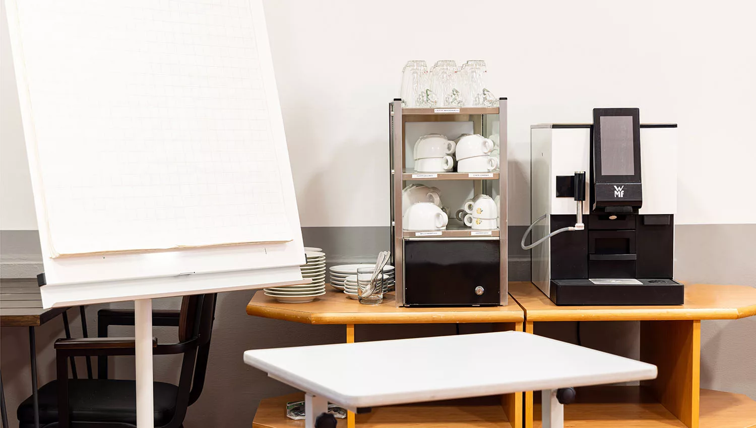 Servicestation im Tagungsraum